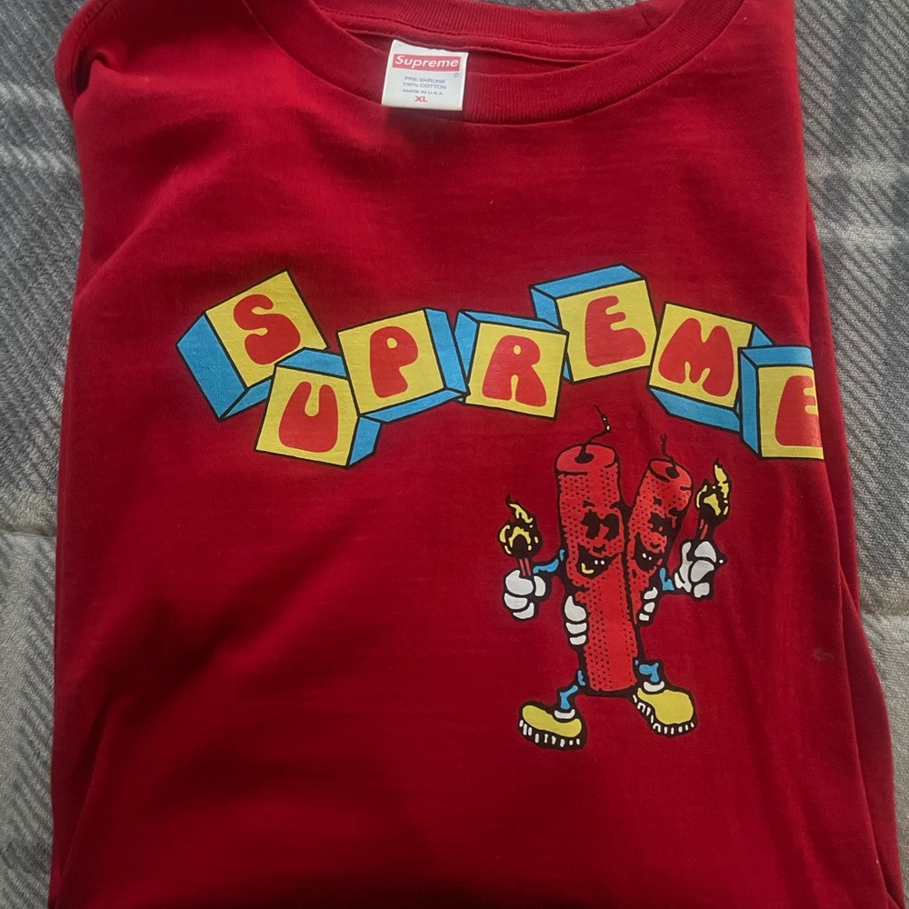 Supreme Dynamite Tee shirt
